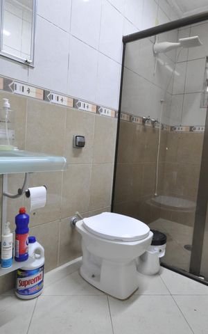 Casa à venda com 150m², 3 quartos e 2 vagasBanheiro Social