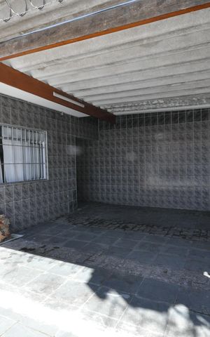 Casa à venda com 150m², 3 quartos e 2 vagasGaragem