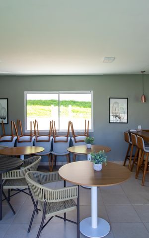 Apartamento para alugar com 49m², 2 quartos e 1 vagaÁrea comum - Salão de festas