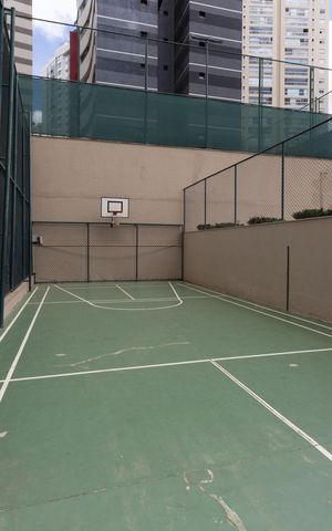 Apartamento à venda com 134m², 3 quartos e 2 vagas Apartamento à venda com 134m², 3 quartos e 2 vagasÁrea comum - Quadra Poliesportiva