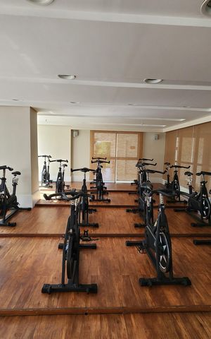 Apartamento à venda com 77m², 2 quartos e 1 vaga Apartamento à venda com 77m², 2 quartos e 1 vagaÁrea externa