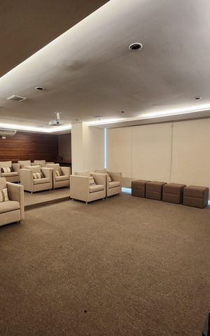 Apartamento à venda com 77m², 2 quartos e 1 vaga Apartamento à venda com 77m², 2 quartos e 1 vagaÁrea externa