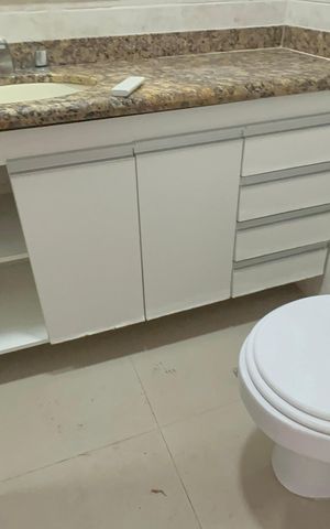 Apartamento para alugar com 93m², 3 quartos e 2 vagas Apartamento para alugar com 93m², 3 quartos e 2 vagasBanheiro
