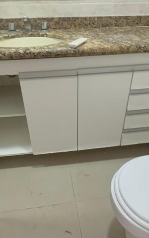 Apartamento para alugar com 93m², 3 quartos e 2 vagas Apartamento para alugar com 93m², 3 quartos e 2 vagasBanheiro