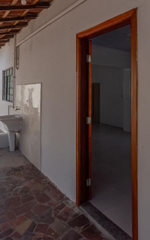 Casa para alugar com 140m², 2 quartos e 2 vagas Casa para alugar com 140m², 2 quartos e 2 vagasÁrea de Serviço