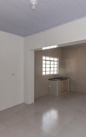 Casa para alugar com 140m², 2 quartos e 2 vagas Casa para alugar com 140m², 2 quartos e 2 vagasCozinha