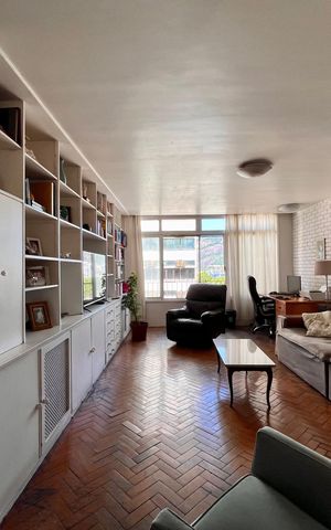 Apartamento à venda com 149m², 3 quartos e 1 vaga Apartamento à venda com 149m², 3 quartos e 1 vagaSALA