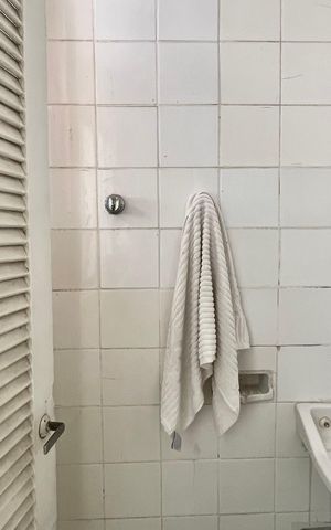 Apartamento à venda com 149m², 3 quartos e 1 vaga Apartamento à venda com 149m², 3 quartos e 1 vagaBanheiro de serviço