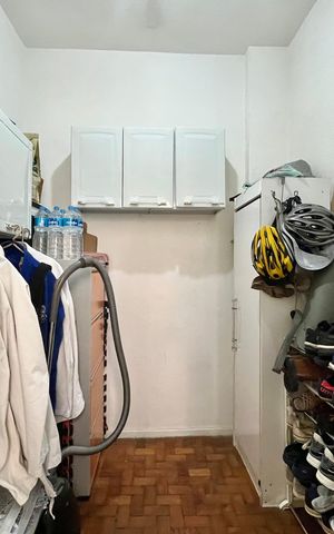 Apartamento à venda com 149m², 3 quartos e 1 vaga Apartamento à venda com 149m², 3 quartos e 1 vagaQuarto de Serviço