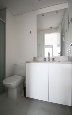 Apartamento para alugar com 65m², 2 quartos e 1 vaga Apartamento para alugar com 65m², 2 quartos e 1 vagaBanheiro da Suíte