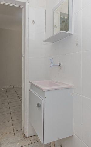 Casa para alugar com 115m², 2 quartos e 1 vaga Casa para alugar com 115m², 2 quartos e 1 vagaBanheiro