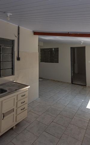 Casa para alugar com 115m², 2 quartos e 1 vaga Casa para alugar com 115m², 2 quartos e 1 vagaCozinha e Área de Serviço