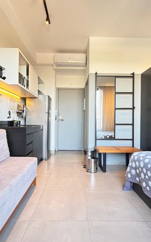 Studio à venda com 27m², 1 quarto e 1 vaga Studio à venda com 27m², 1 quarto e 1 vagaStudio