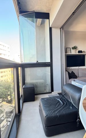 Studio à venda com 27m², 1 quarto e 1 vaga Studio à venda com 27m², 1 quarto e 1 vagaVaranda