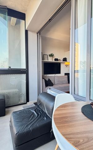 Studio à venda com 27m², 1 quarto e 1 vaga Studio à venda com 27m², 1 quarto e 1 vagaVaranda