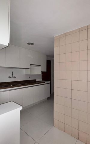 Apartamento para alugar com 120m², 3 quartos e 2 vagasCozinha e Área de Serviço