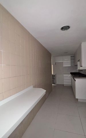 Apartamento para alugar com 120m², 3 quartos e 2 vagasCozinha e Área de Serviço