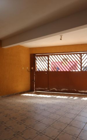 Casa à venda com 245m², 4 quartos e 2 vagasGaragem