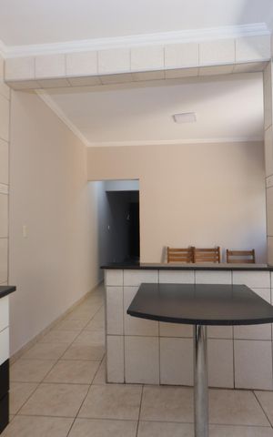 Casa à venda com 245m², 4 quartos e 2 vagasCozinha