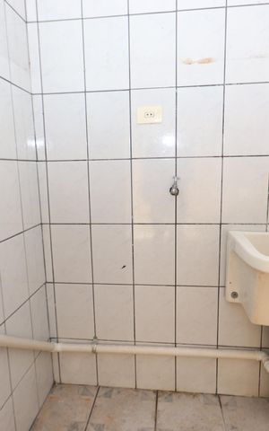 Casa à venda com 245m², 4 quartos e 2 vagasLavanderia