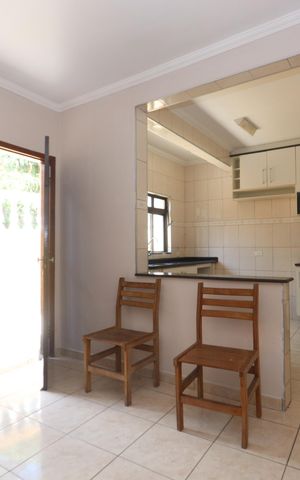 Casa à venda com 245m², 4 quartos e 2 vagasCopa