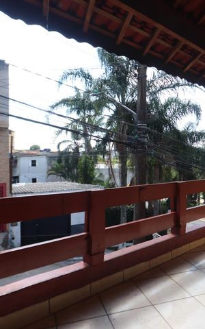 Casa à venda com 245m², 4 quartos e 2 vagasVaranda da Suíte