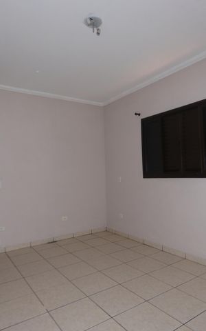 Casa à venda com 245m², 4 quartos e 2 vagasQuarto 2