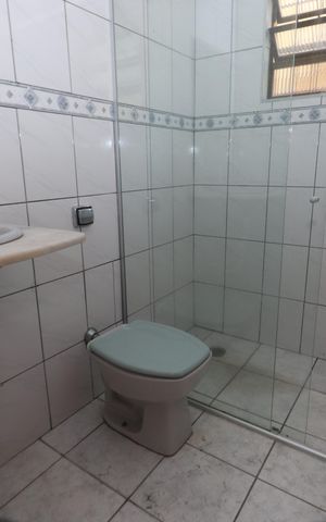 Casa à venda com 245m², 4 quartos e 2 vagasBanheiro de Baixo