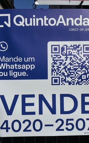 Casa à venda com 102m², 3 quartos e 4 vagas Casa à venda com 102m², 3 quartos e 4 vagasPlaca