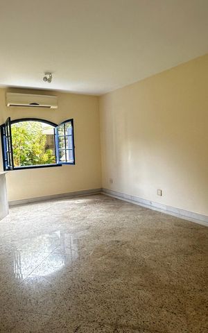 Casa de condomínio para alugar com 160m², 3 quartos e 4 vagas Casa de condomínio para alugar com 160m², 3 quartos e 4 vagasSala