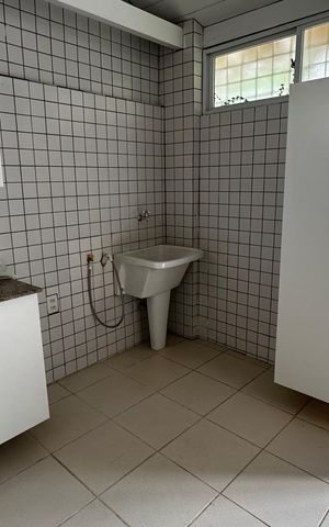 Casa de condomínio para alugar com 160m², 3 quartos e 4 vagas Casa de condomínio para alugar com 160m², 3 quartos e 4 vagasÁrea de Serviço