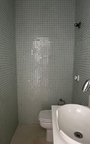 Casa de condomínio para alugar com 160m², 3 quartos e 4 vagas Casa de condomínio para alugar com 160m², 3 quartos e 4 vagasLavabo