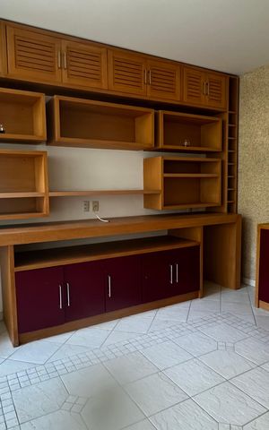 Casa de condomínio para alugar com 160m², 3 quartos e 4 vagas Casa de condomínio para alugar com 160m², 3 quartos e 4 vagasÁrea de Serviço