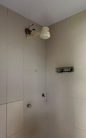 Casa de condomínio para alugar com 160m², 3 quartos e 4 vagas Casa de condomínio para alugar com 160m², 3 quartos e 4 vagasBanheiro de serviço