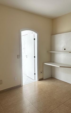 Casa de condomínio para alugar com 160m², 3 quartos e 4 vagas
