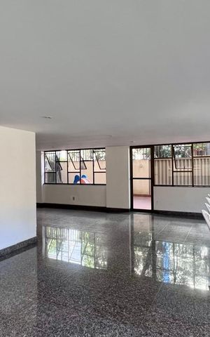 Apartamento à venda com 127m², 4 quartos e 2 vagasÁrea comum - Salão de festas