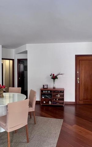 Apartamento à venda com 127m², 4 quartos e 2 vagassala 