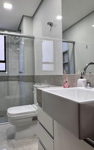 Apartamento à venda com 127m², 4 quartos e 2 vagasbanho