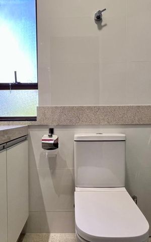 Apartamento à venda com 127m², 4 quartos e 2 vagasbanho