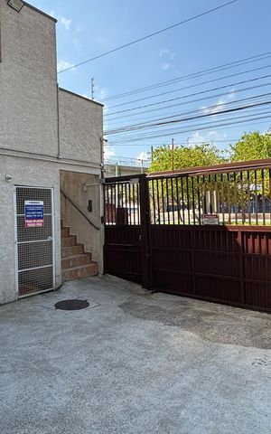 Apartamento à venda com 44m², 2 quartos e 1 vaga Apartamento à venda com 44m², 2 quartos e 1 vagaGaragem