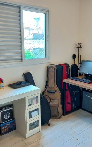 Apartamento à venda com 208m², 4 quartos e 2 vagas Apartamento à venda com 208m², 4 quartos e 2 vagasQuarto