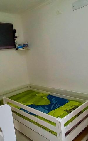 Apartamento à venda com 208m², 4 quartos e 2 vagas Apartamento à venda com 208m², 4 quartos e 2 vagasQuarto