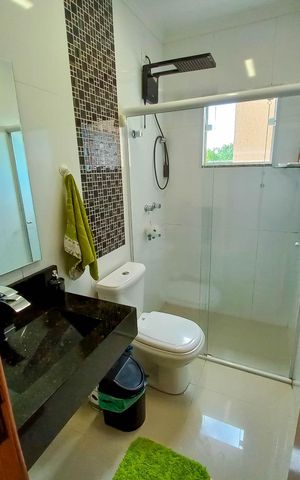 Apartamento à venda com 208m², 4 quartos e 2 vagas Apartamento à venda com 208m², 4 quartos e 2 vagasBanheiro