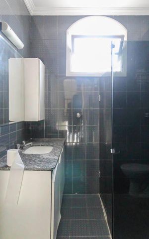 Casa à venda com 338m², 5 quartos e 4 vagas