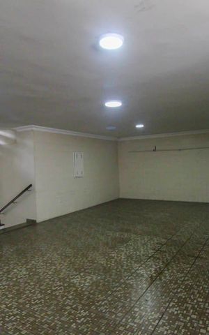 Casa à venda com 338m², 5 quartos e 4 vagas