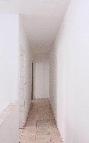 Casa para alugar com 260m², 4 quartos e 2 vagasCorredor