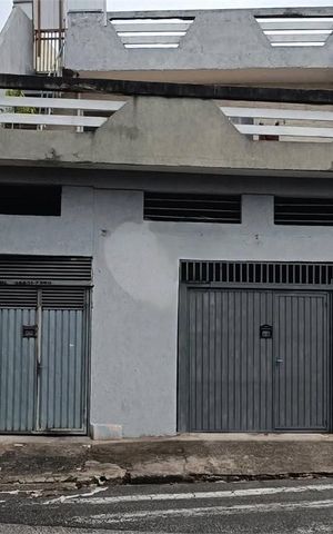 Casa à venda com 180m², 3 quartos e 1 vaga