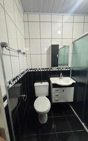 Casa à venda com 12m², 1 quarto e sem vaga Casa à venda com 12m², 1 quarto e sem vagaBanheiro