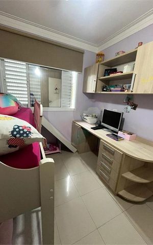 Casa à venda com 128m², 3 quartos e 2 vagas