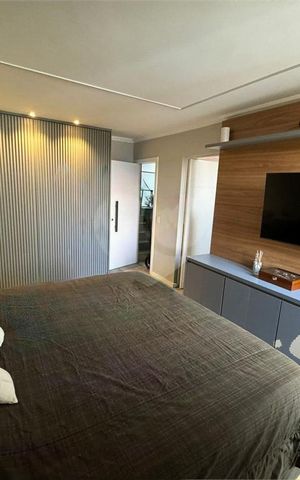 Casa à venda com 182m², 3 quartos e 2 vagas